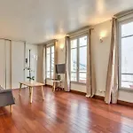 Charming Parisian Retreat In The Heart Of The City